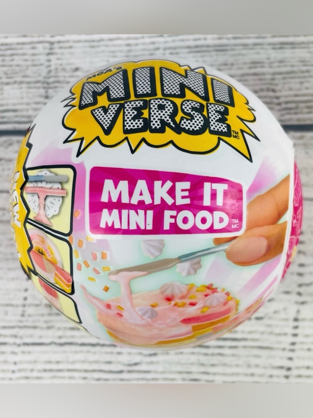 MGA Entertainment Mini Verse Make It Mini Food Series 3 Baking & Dessert Toy Set